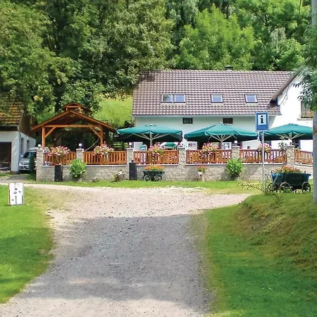 Three-bedroom Holiday In Prázdninový dům *